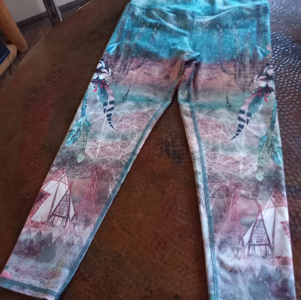 Athletic pants
